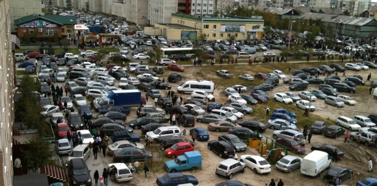 В Украине запретят парковки внутри новых жилых кварталов