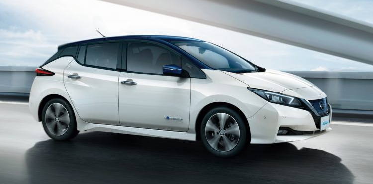Новый Nissan Leaf бьет рекорды продаж