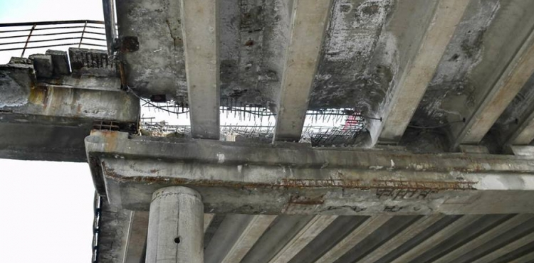 ПРОЕЗД ПО ЮЖНОМУ МОСТУ В КИЕВЕ ОГРАНИЧАТ НА ТРИ НЕДЕЛИ